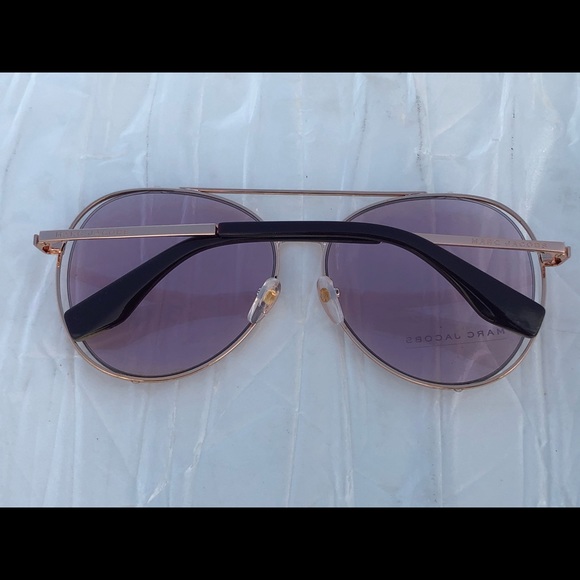 Marc Jacobs Aviator Sunglasses w/Case - Picture 4 of 8